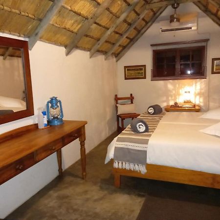 Shumba Safari Bush Camp Villa Hoedspruit Exteriör bild