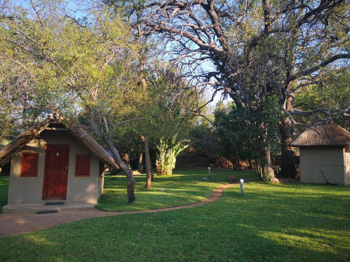 Shumba Safari Bush Camp Villa Hoedspruit Exteriör bild